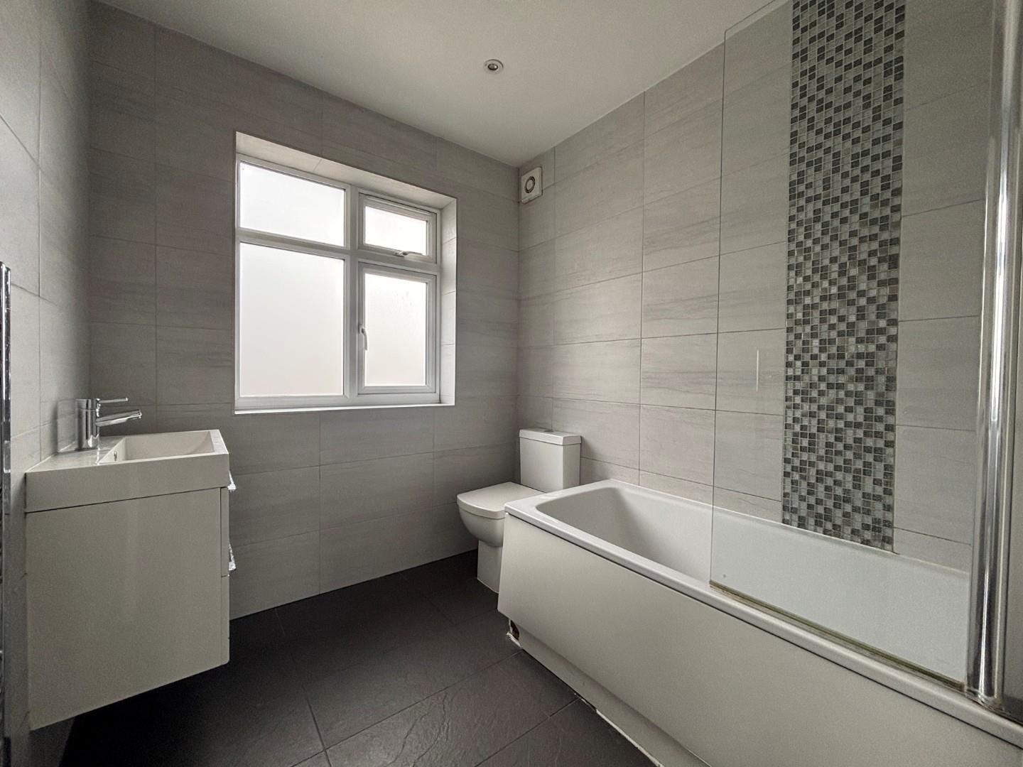 Wyre Grove, Edgware, HA8, Edgware